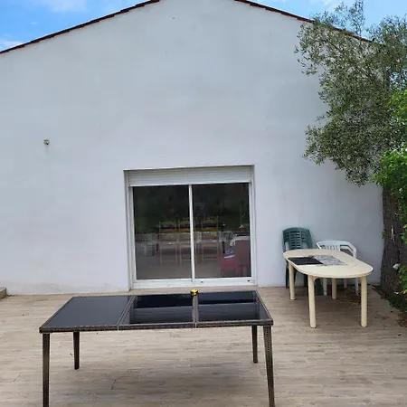 Au Petit Chai Des Morinauds 3* Brives-sur-Charente